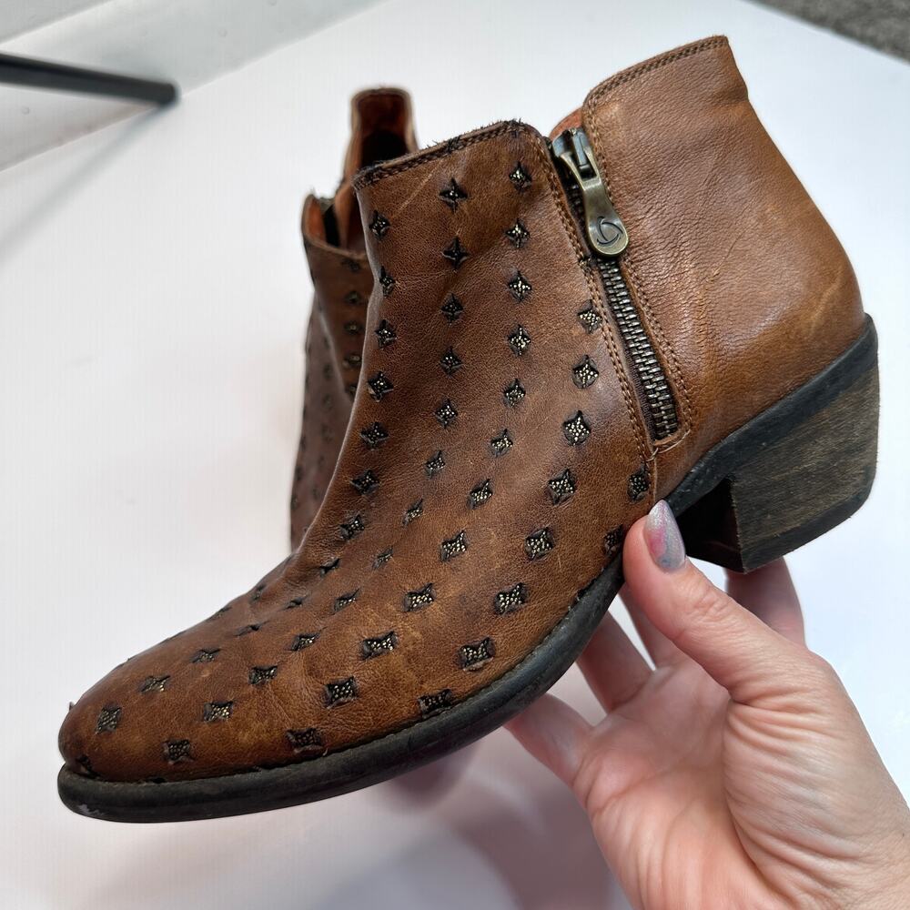 Kanna Borba Starshine Leather Starburst Ankle Boots
